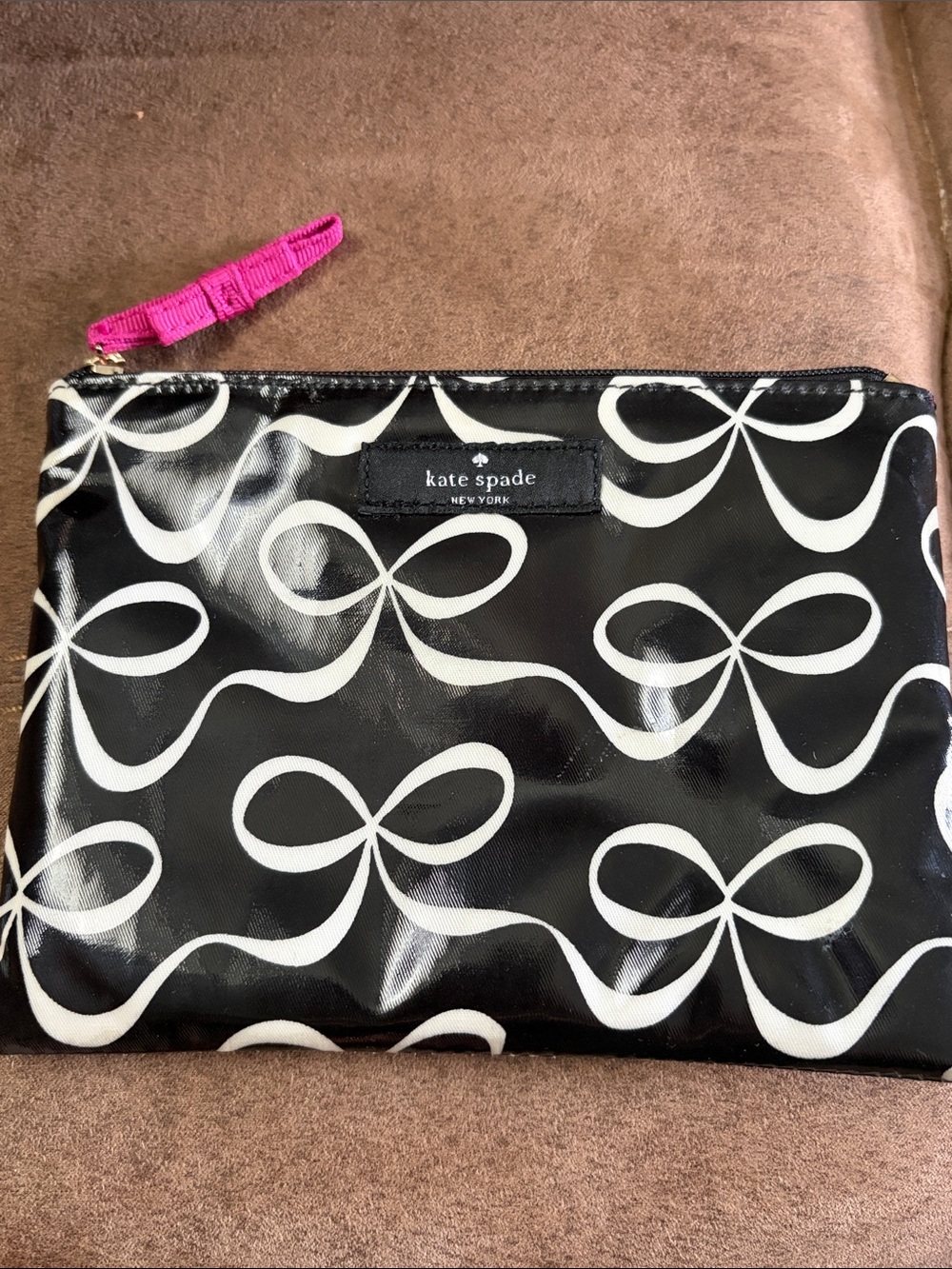 kate spade Black & White Bow Print Zip Pouch
